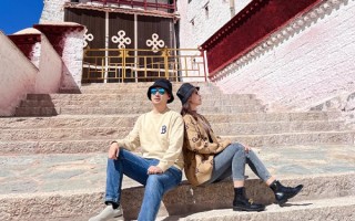 两个人去西藏旅游要准备多少钱？去西藏玩一趟大概要多少钱？